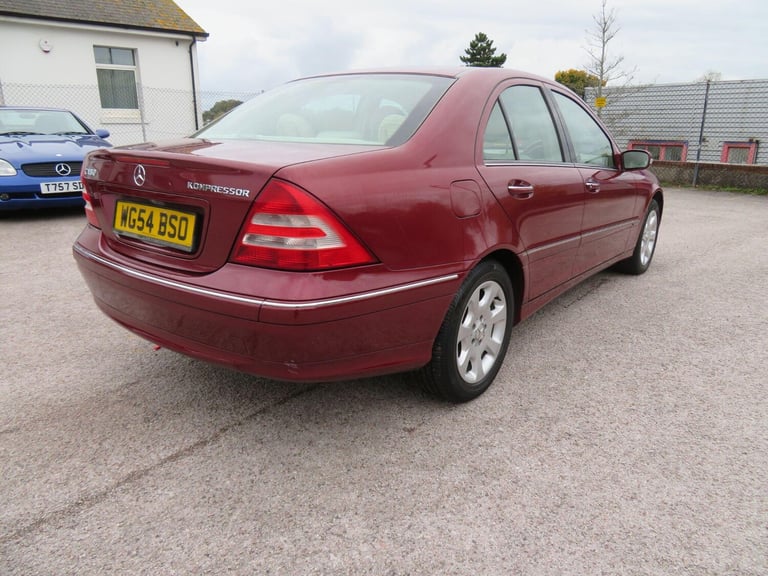 2004 Mercedes-Benz C Class 1.8 C180 Kompressor Elegance SE 4dr SALOON Petrol Automatic