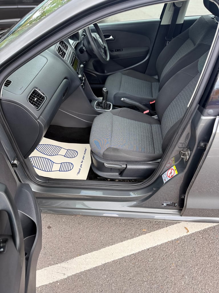 Volkswagen, POLO, Hatchback, 2010, Manual, 1390 (cc), 5 doors