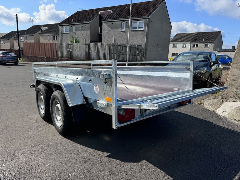 BRAND NEW 10ft x 5ft FLAT MASTER TRAILER 2700KG BRAKED