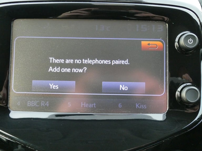 1.2 PureTech Allure 3dr £20 TAX +6 SERVICE +BTOOTH +CRUISE +REV CAMERA*