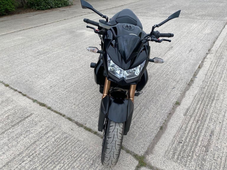 2012 12 KAWASAKI Z750R ZR 750 NBF Z750 BLACK NAKED ZR750 11k MILES ONLYNEW MOT