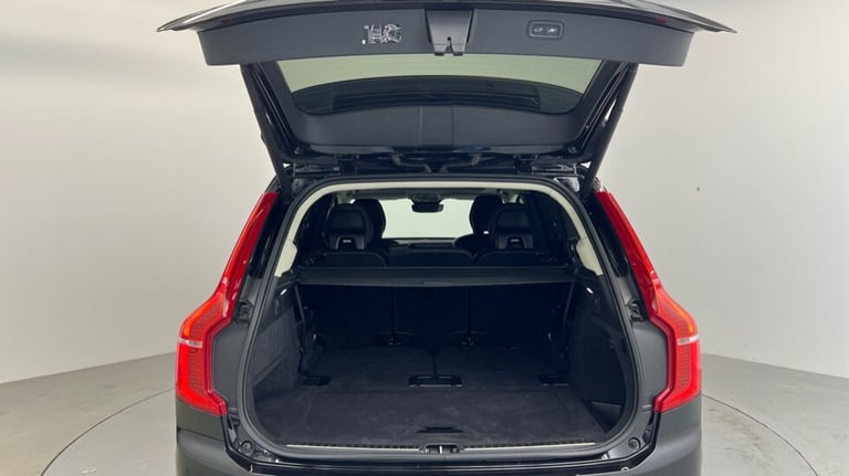 2023 Volvo XC90 Plus, B5 AWD mild hybrid, Diesel, Dark, 7 Seats (Panoramic Sunroof, BLIS) Estate ...