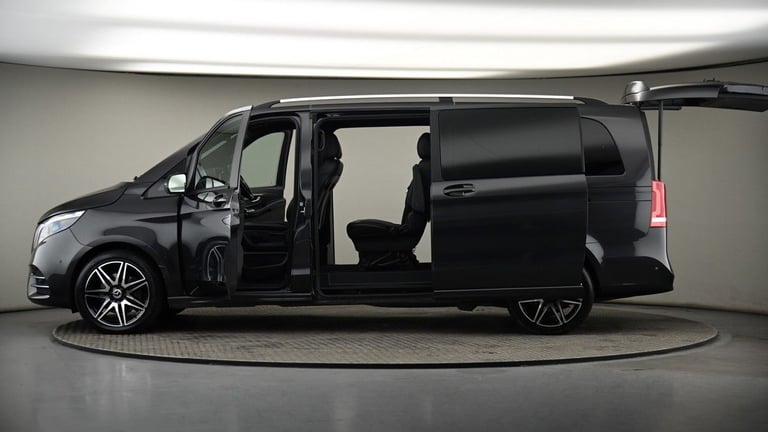 2023 Mercedes-Benz V-Class 2.0 V300d AMG Line MPV 5dr Diesel G-Tronic+ Euro 6 (s/s) XLWB (237 ps)...
