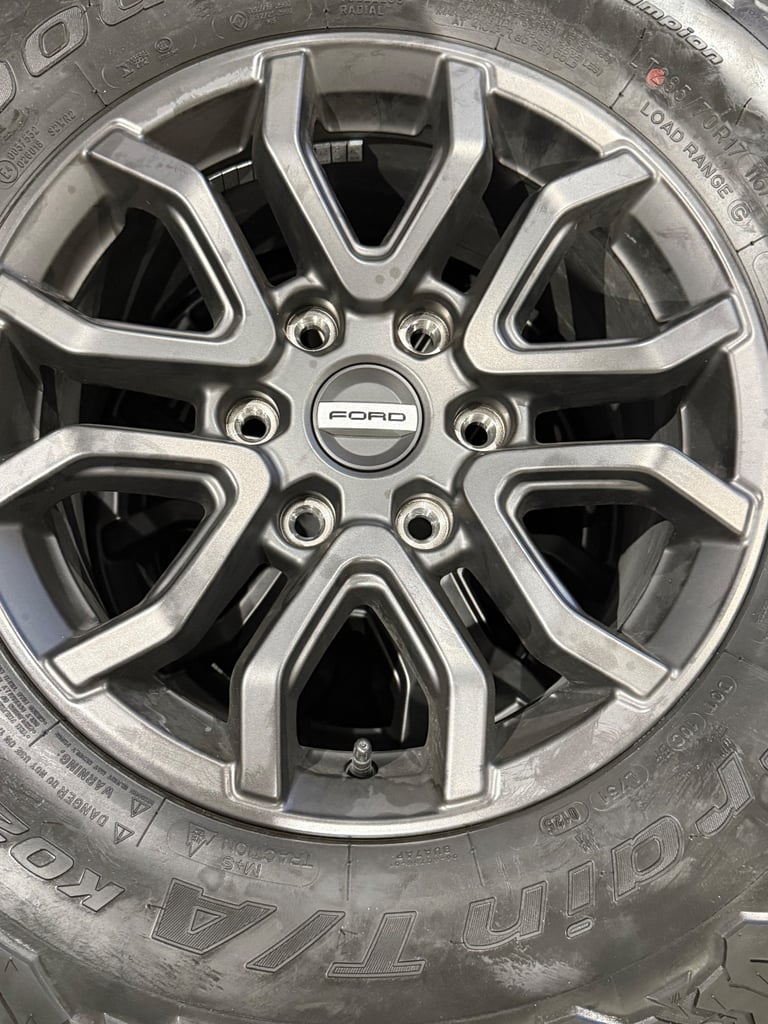 4 x BF Goodrich All-Terrain 17" Wheels Tyres Ford Ranger Raptor 2025 Nearly New