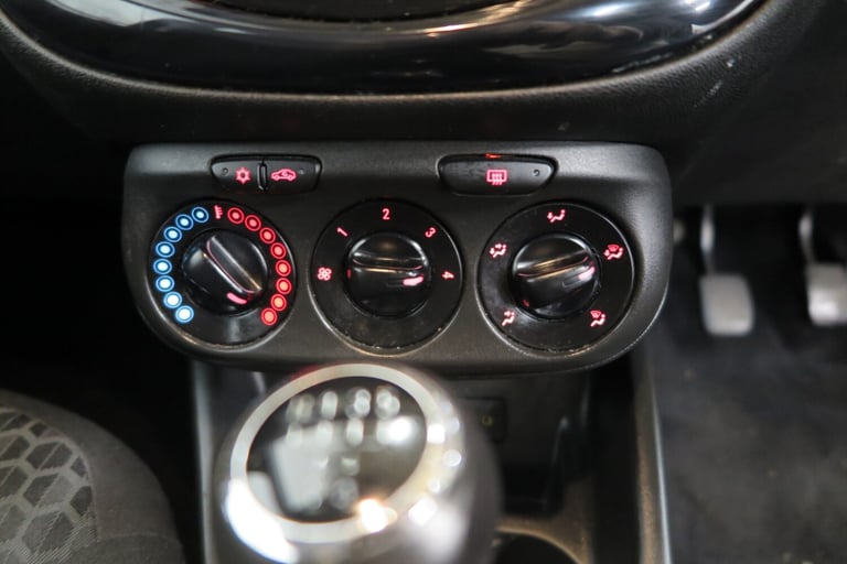 2016 Vauxhall Corsa 1.3 CDTI [95] ecoFLEX Design 5dr HATCHBACK Diesel Manual