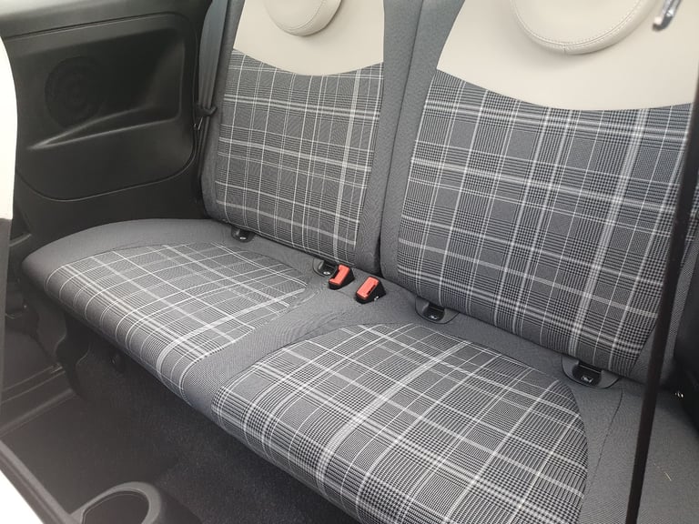 2018 (68) Fiat 500 Lounge 1.2 3 Door Hatchback - Low Mileage/Full Service History