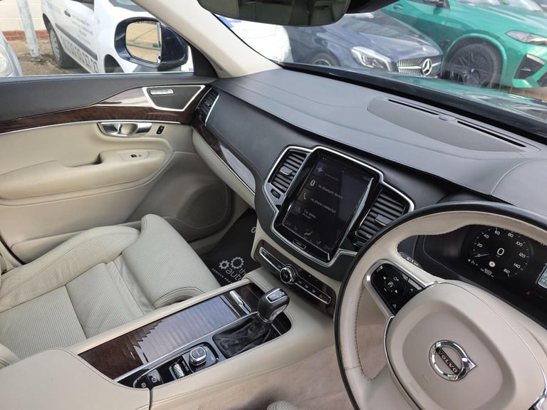 VOLVO XC90 2.0 D5 Inscription Geartronic 4WD Euro 6 (s/s) 5dr 2015