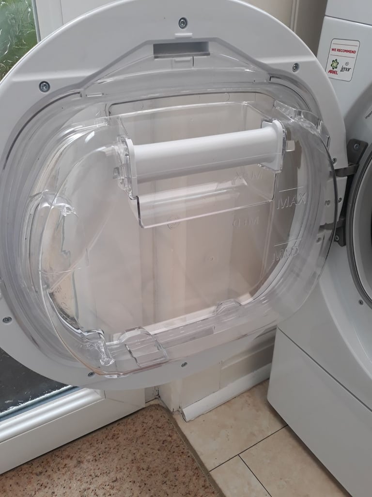 Brand new. 8 kg CANDY .Heat Pump tumble  dryer