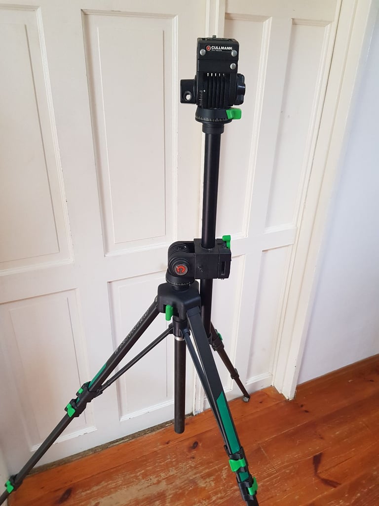 Cullman 2904 Aluminum Camera / Video tripod stand - double mounts - up to 200cm