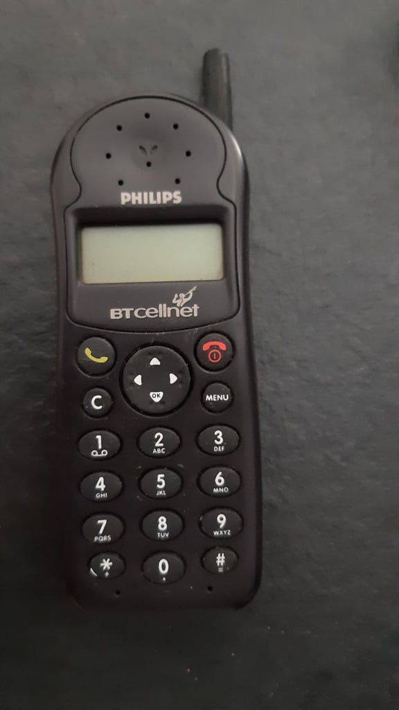 Retro mobiles