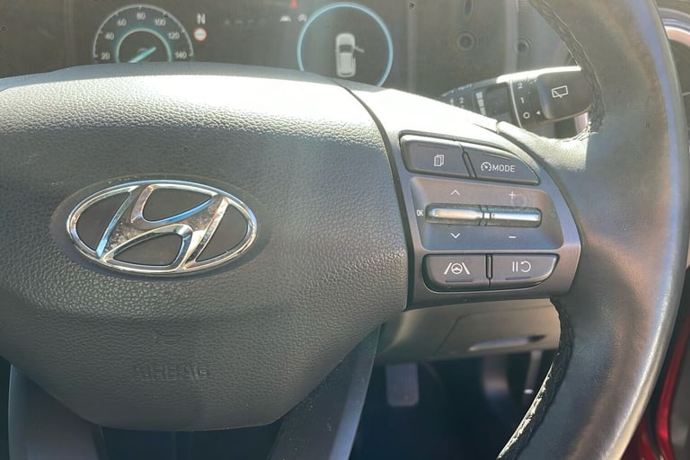  Hyundai Kona 1.0 T Gdi Mhev Premium Suv 5dr Petrol Hybrid Manual Euro 6 s/s