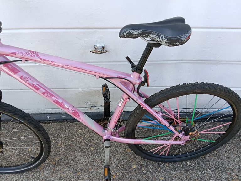 GT avalanche mountain bike, triangle rear frame,many new parts fitted 👍
