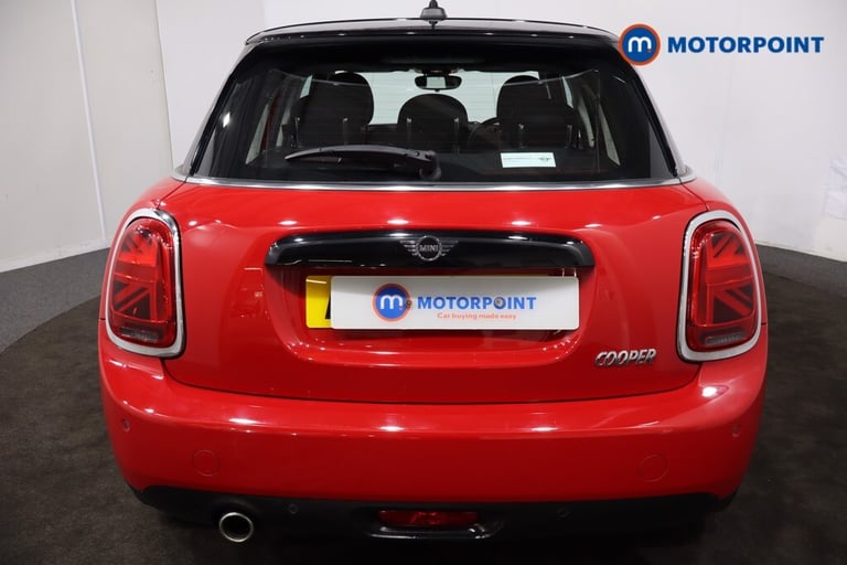 2018 MINI Hatch 1.5 Cooper II 5dr [Chili-Nav-Plus Pack] Hatchback Petrol Manual