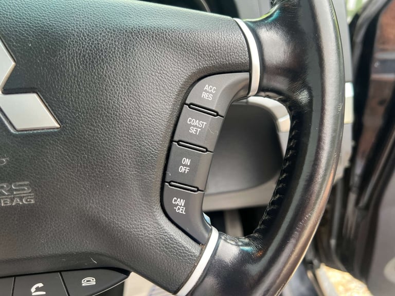 2010 Mitsubishi Shogun 3.2 DI-DC [197] Diamond 5dr Auto ESTATE DIESEL Automatic