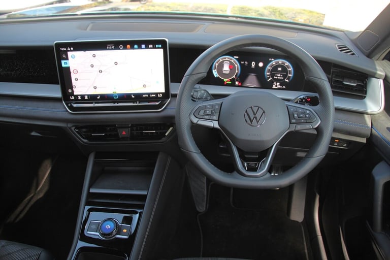 2025 Volkswagen Touran R-LINE ETSI DSG Estate Petrol Automatic