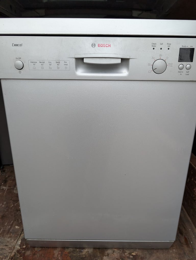 Bosch full size dishwasher 