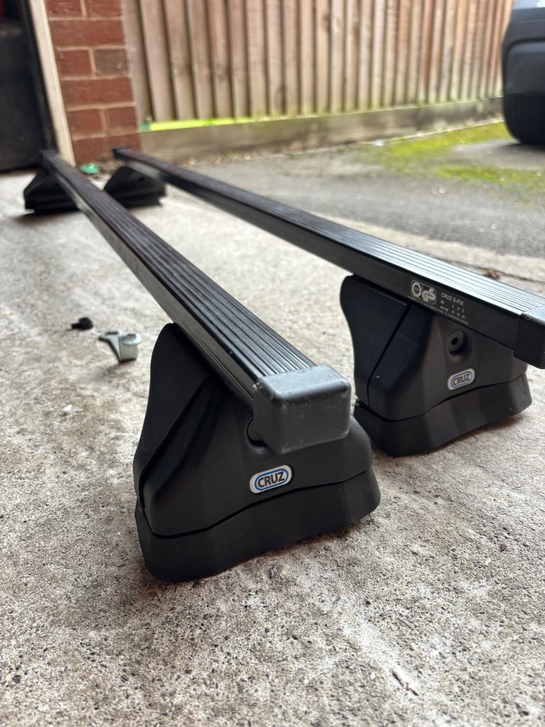 image for 2019 Seat Arona roof bars