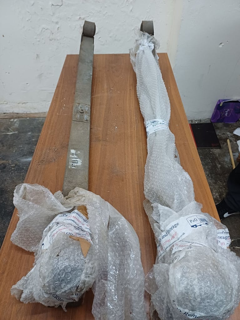 Transit leaf springs 