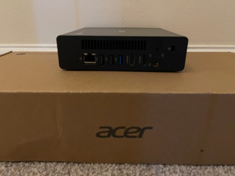Acer Chromebox CXI4 5205U Mini PC Intel Celeron