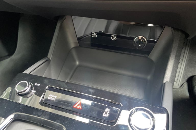 2025 Audi Q6 e-tron 100kWh Performance Sport SUV 5dr Electric Auto (306 ps) ESTATE Electric Autom...