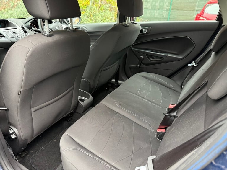 2014 Ford Fiesta 1.25 Style 5dr HATCHBACK PETROL Manual