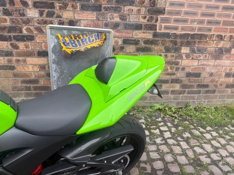 Kawasaki Ninja ZX-10R ZX10R ZX10-R, C1H, 2004, Clean, Akrapovic FSH, delivery,