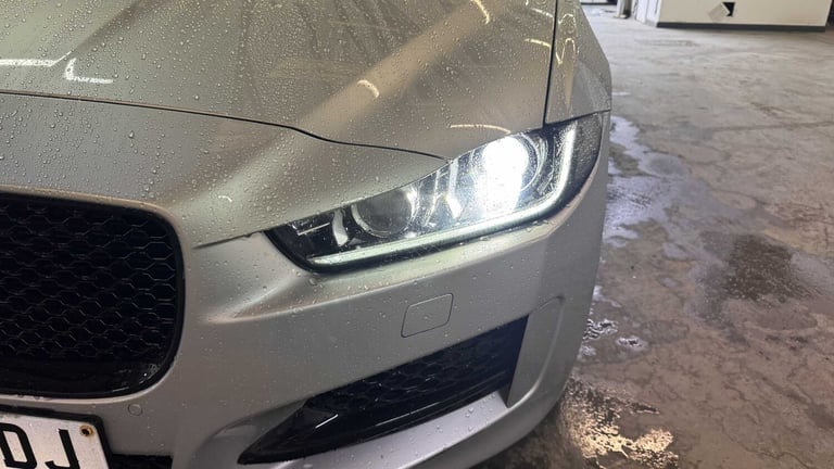 2016 Jaguar XE 2.0d [180] R-Sport 4dr Auto SALOON DIESEL Automatic