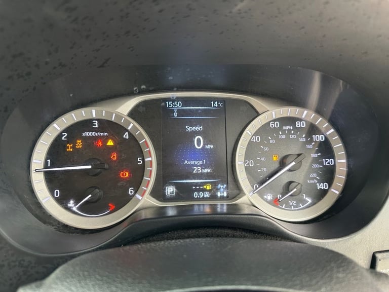 2016 Nissan Navara 2.3 dCi Tekna Pickup Double Cab 4dr Diesel Auto 4WD Euro 6 (190 ps) PICKUP Die...