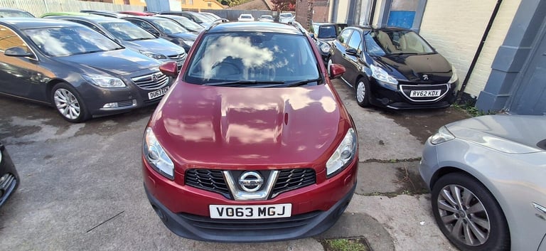 2013 Nissan Qashqai 1.6 dCi Tekna 5dr [Start Stop] HATCHBACK DIESEL Manual