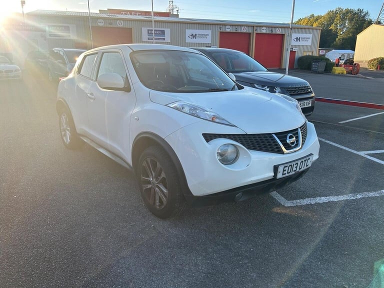 image for NISSAN JUKE 1.6 Acenta Premium Euro 5 (s/s) 5dr 2013