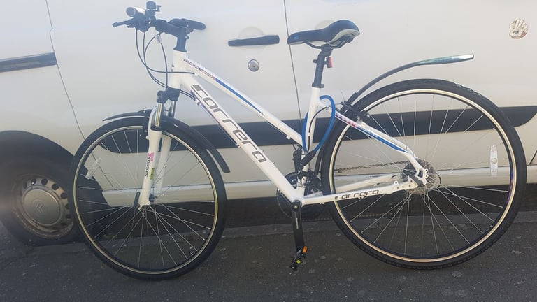 CARRERA FRONT SUSPENSION HYBRID BIKE 18" FRAME HARDLY BEEN USED