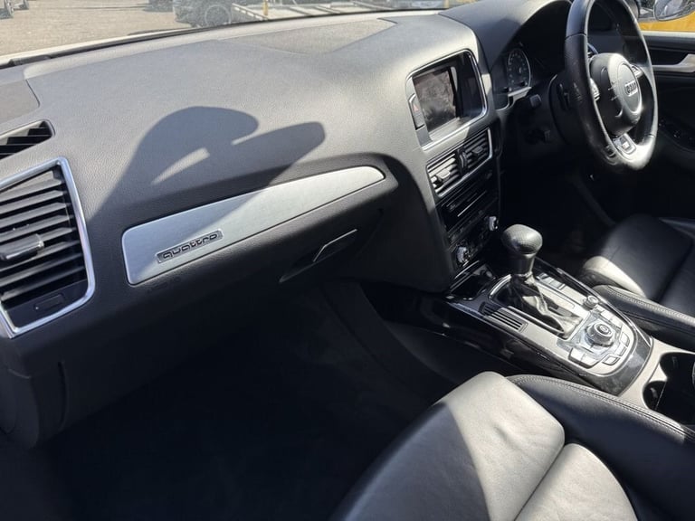 2012 Audi Q5 2.0 TDI S line Plus SUV 5dr Diesel S Tronic quattro Euro 5 (s/s) (177 ps) ESTATE Die...