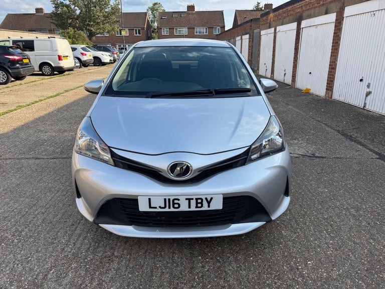 2016 Toyota Yaris Euro 6 Hatchback Petrol Automatic