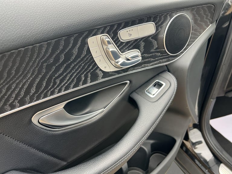 2017 Mercedes-Benz GLC 2.1 GLC220d AMG Line (Premium) G-Tronic 4MATIC Euro 6 (s/s) 5dr ESTATE Die...