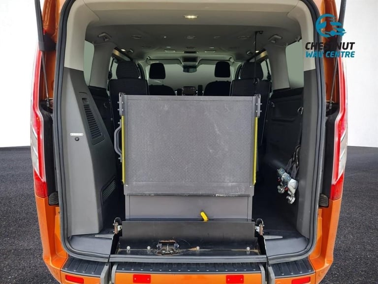 Ford Tourneo Custom WAV Wheelchair Access L1H1 2021