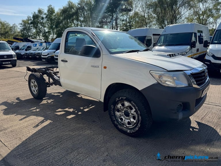 2014 Toyota Hilux 4x4 Chassis Cab Ideal for Tipper Dropside Arb / Arborist Body