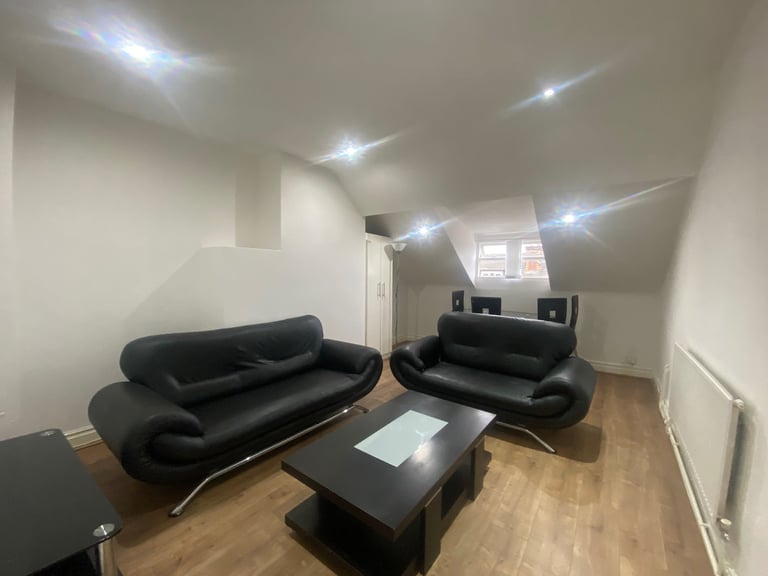 3 BEDROOM FURNISHED APARTMENT TO RENT IN KENSINGTON