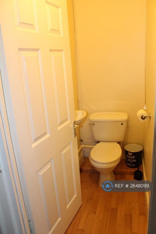 1 bedroom in Hood Street, Northampton, NN1 (#2648099)