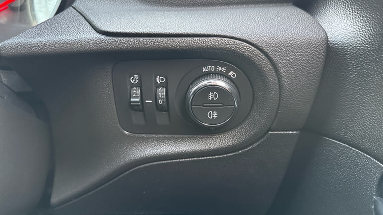 2018 Vauxhall Grandland X 1.2 Turbo Sport Nav 5dr Petrol Hatchback Hatchback Petrol Manual