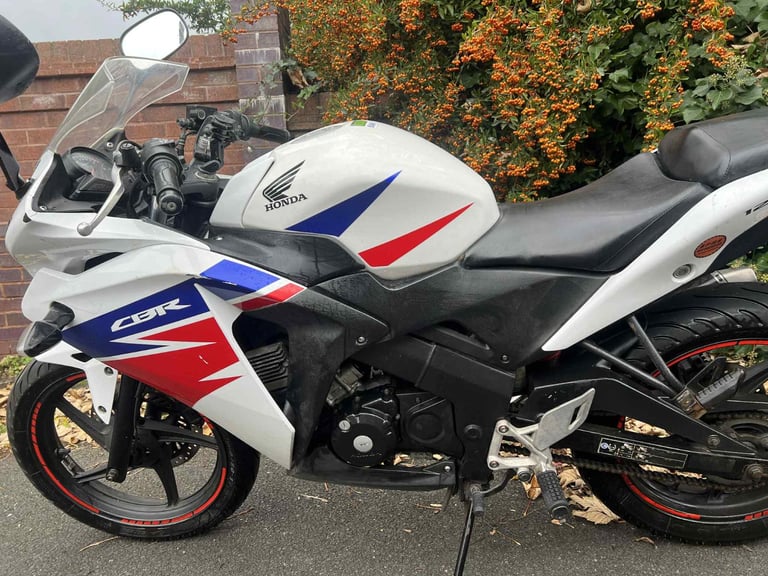 Honda, CBR 125 R-D, 2014, 125 (cc)