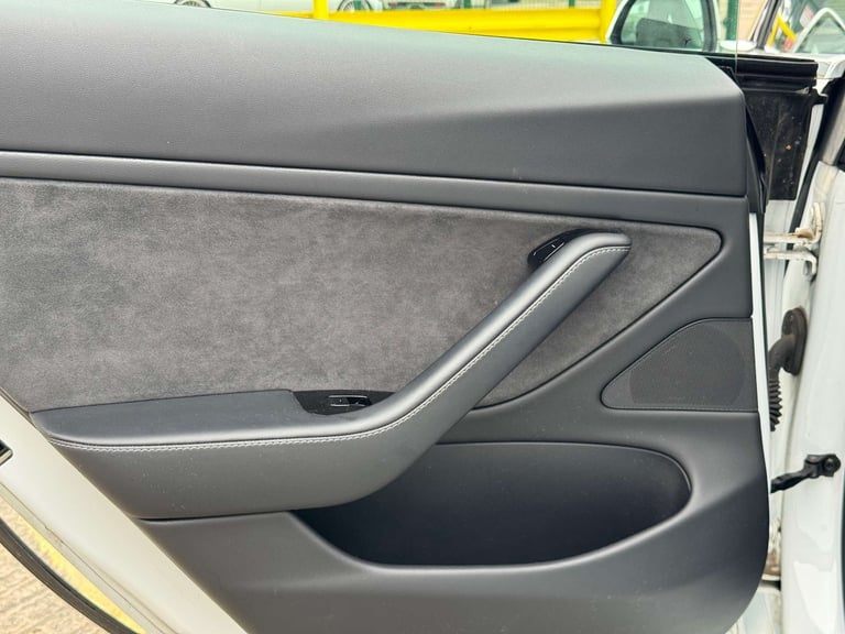 2020 Tesla Model 3 ModeL 3 Performance AWD 4WD 4dr - NATIONAL DELIVERY* Saloon Electric Automatic