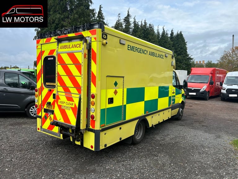 MERCEDES BENZ SPRINTER 519 CDI DIRECT EX AMBULANCE SERIVICS 2017 17 REG EURO 6