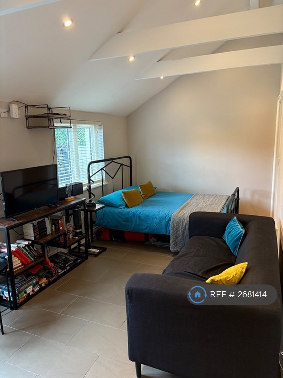 3 bedroom house in Castle Hill, Lostwithiel, PL22 (3 bed) (#2681414)