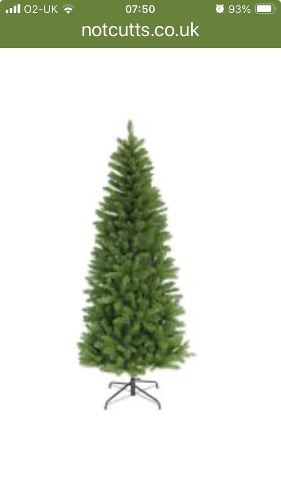 6.5 ft Christmas tree with wicker skirt