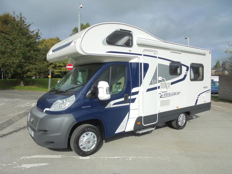 2011 11 SWIFT ESCAPE 622 4 BERTH IN BLUE AND WHITE# JUST 25461 MLS FROM NEW #