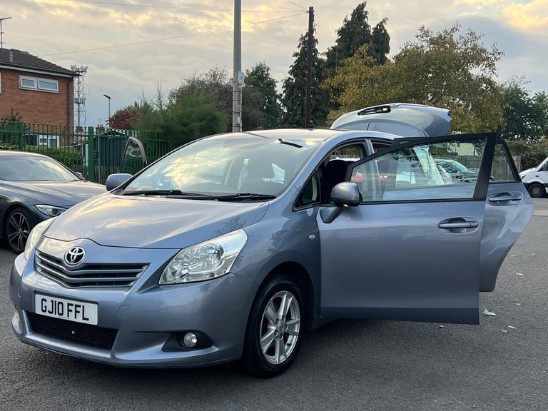 2010 Toyota Verso 1.6 V-matic TR 5dr MPV Petrol Manual