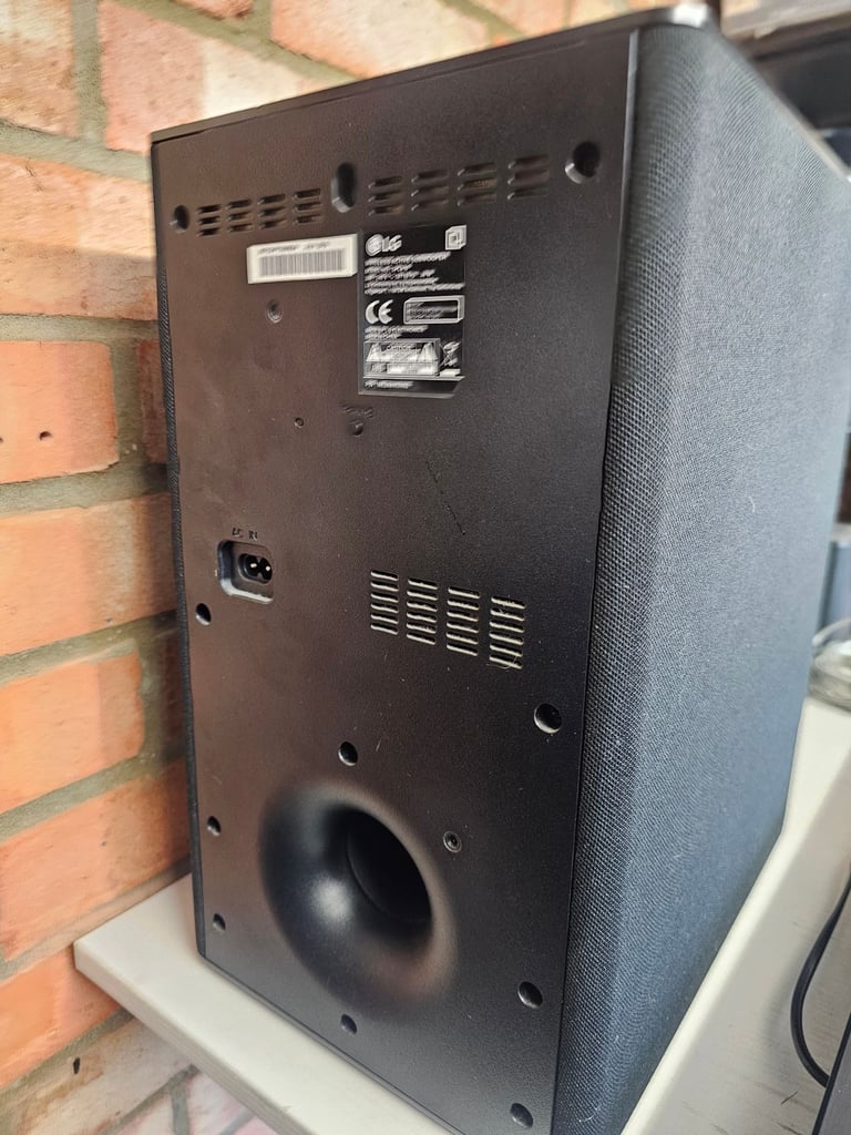 LG SL10YG Dolby Atmos & DTS:X 5.1.2 Soundbar + Wireless Subwoofer & Rear Speakers