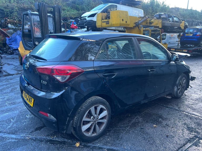 HYUNDAI I20 2014 1.2 PETROL FOR BREAKING