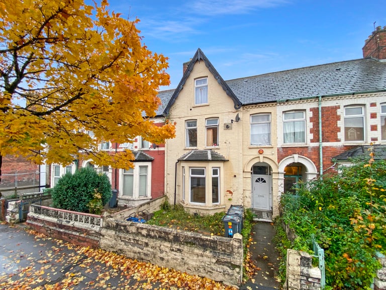 image for 1 bedroom flat in 124 Clive Street, Cardiff, CF11 Book Online - The Rent Guru {160}
