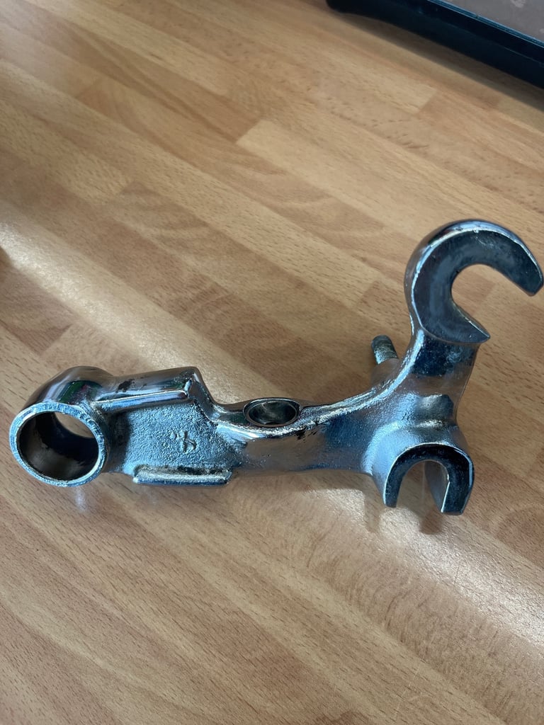 image for Lambretta Innocenti Front Fork Link